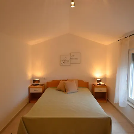Mit Grossem Pool, Gym, Tischtennis, Kicker, Observatorium, Volleyballplatz Appartement
