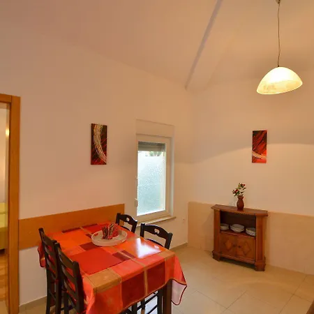 Appartement Mit Grossem Pool, Gym, Tischtennis, Kicker, Observatorium, Volleyballplatz *
