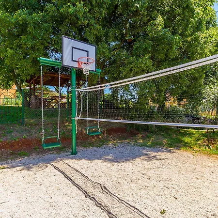Appartement Mit Grossem Pool, Gym, Tischtennis, Kicker, Observatorium, Volleyballplatz